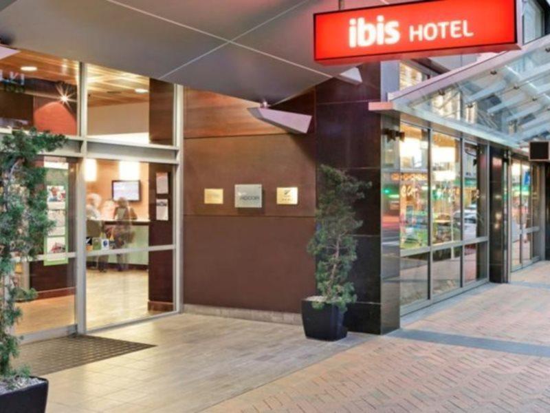 Ibis Wellington Hotel Exterior photo